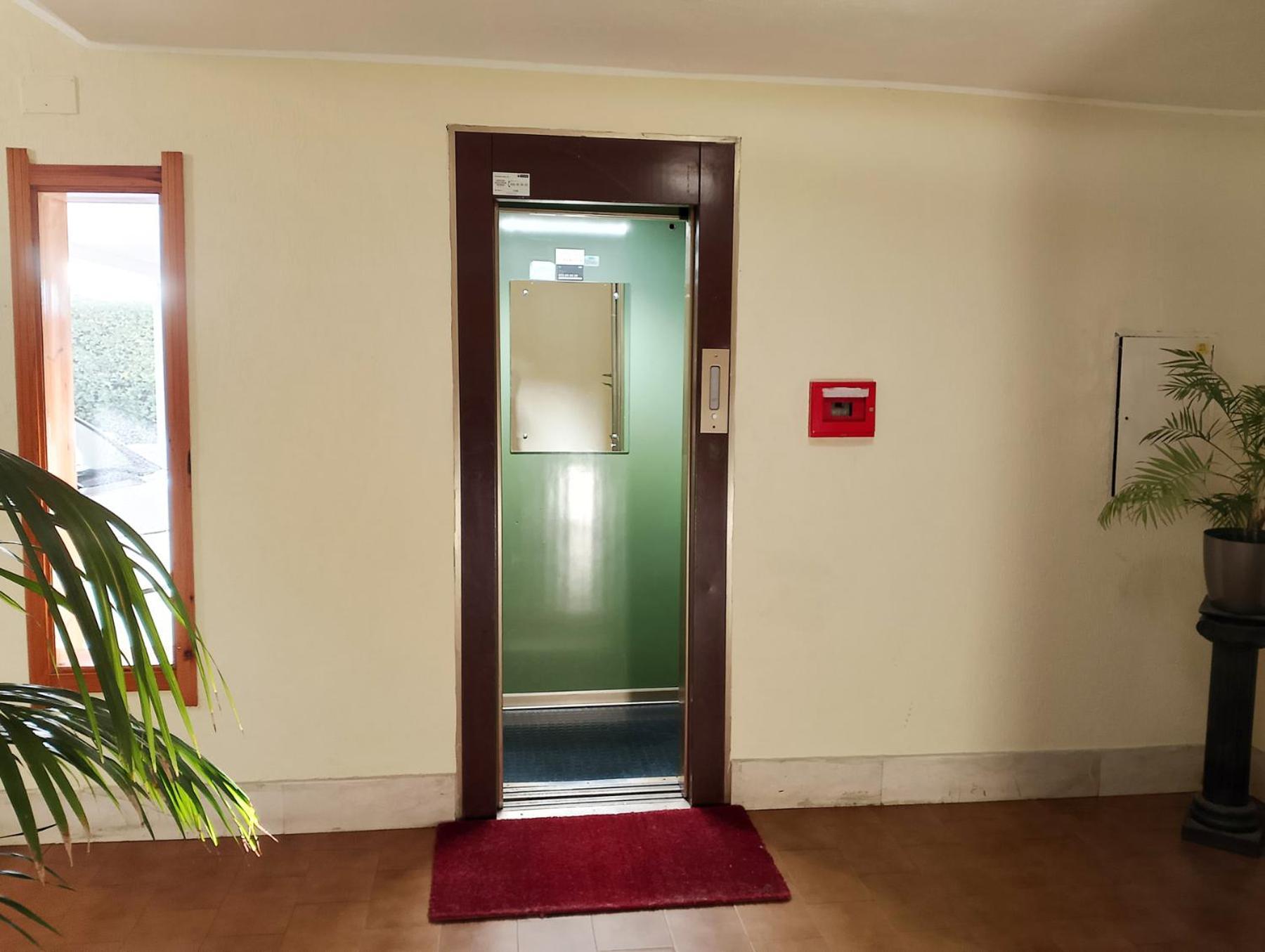 Next Rest B&B Selargius Buitenkant foto